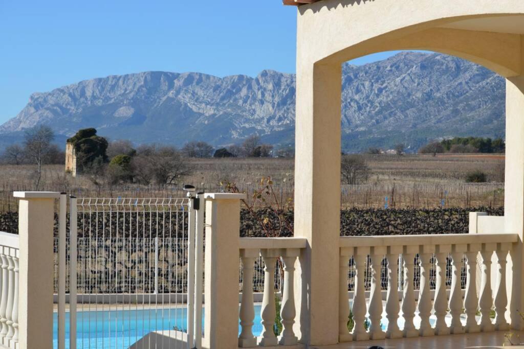 Vue Sainte Victoire, Proche Aix-En-Provence Apartment Pourrieres Luaran gambar