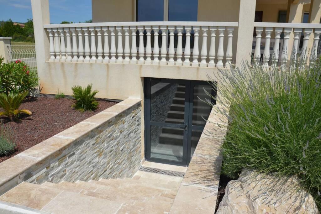 Vue Sainte Victoire, Proche Aix-En-Provence Apartment Pourrieres Luaran gambar