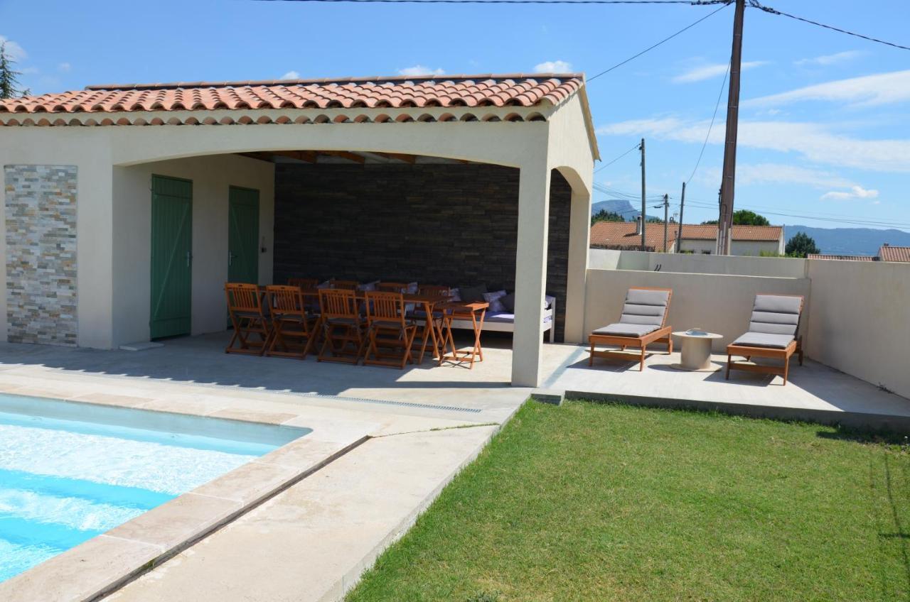 Vue Sainte Victoire, Proche Aix-En-Provence Apartment Pourrieres Luaran gambar